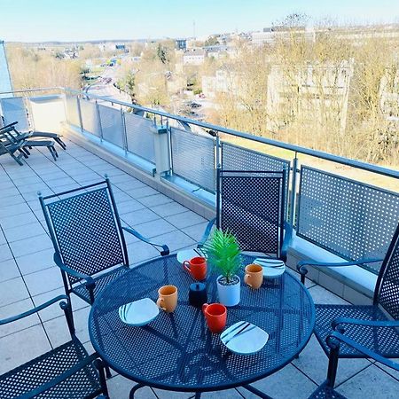 Big Penthouse 2 Bedrooms In Center With Parking And Largeterrace-41 Luxembourg Eksteriør bilde