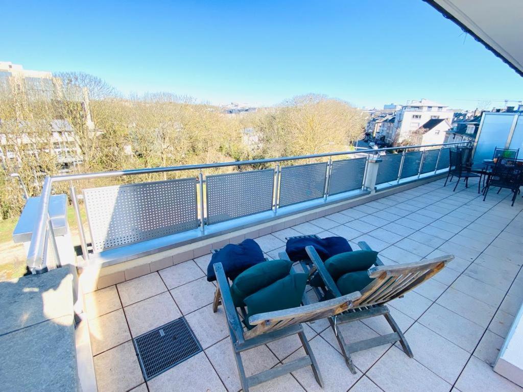 Big Penthouse 2 Bedrooms In Center With Parking And Largeterrace-41 Luxembourg Eksteriør bilde